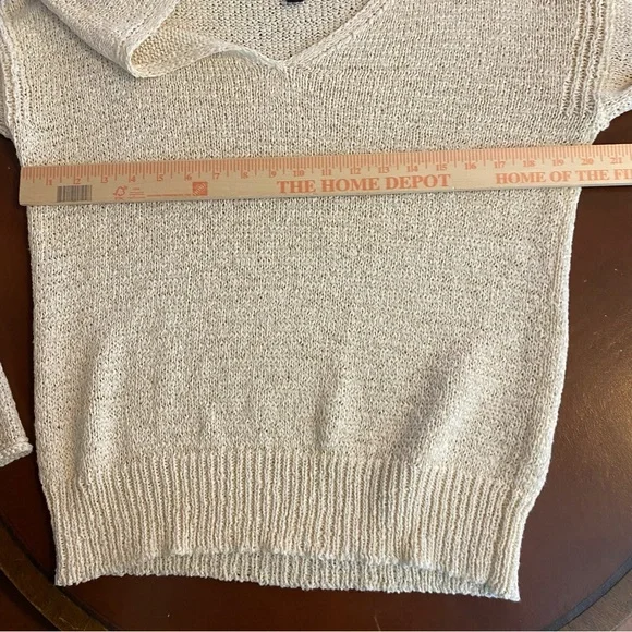 J. Crew Women's Flare Sleeve Swing Knit Sweater Ivory V-Neck style H7152 medium - Picture 7 of 8